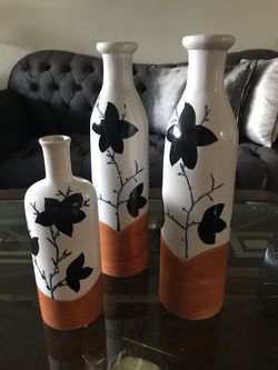 But full 3 vase
