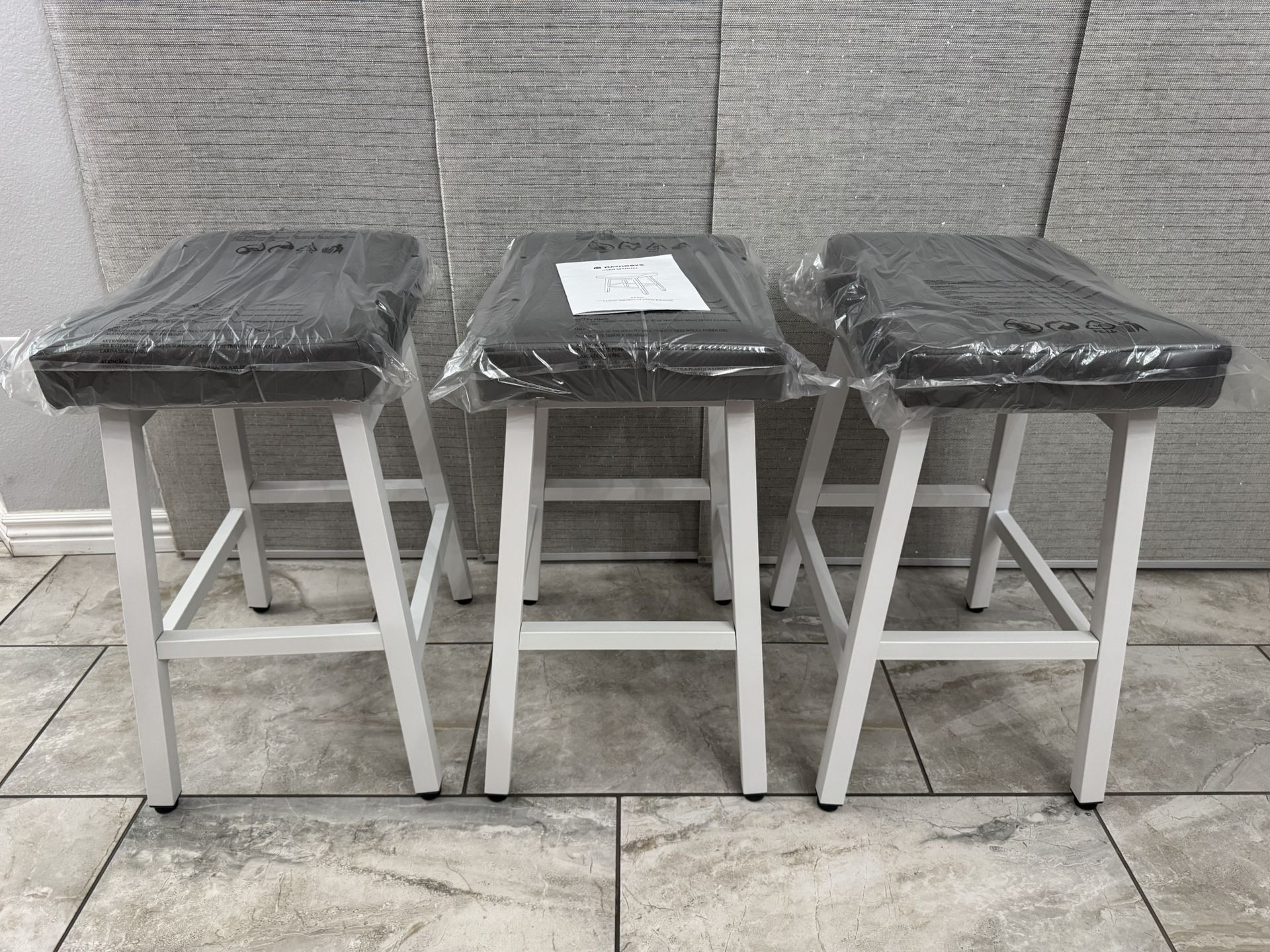 NEW Set Of 3 Counter Height Bar Stools 24 Inch seat high with Bonded Leather Saddle Seats & Heavy Duty Metal Legs