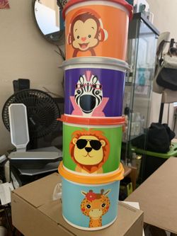 Tupperware container