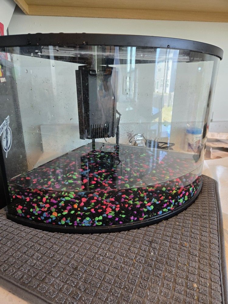 6 Gallon Fish Tank
