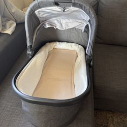 UppaBaby Bassinet V3