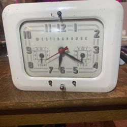 Working Vintage 1940s Westinghouse Clock