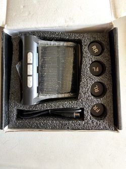 TPMS Tire Pressure Monitoring System Solar Powered with 4 External Sensors Color Display USB