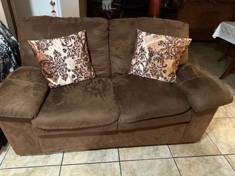 Brown Microfiber Loveseat Sofa / Like New