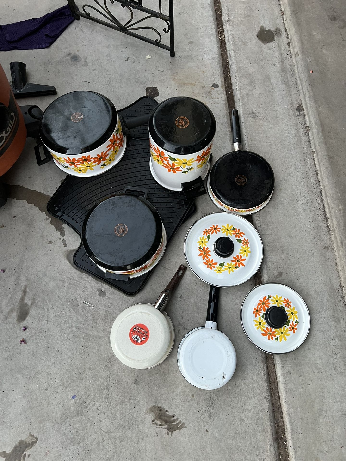 EKCO Pots And Pans Italy