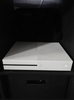 Xbox One S - 512gb