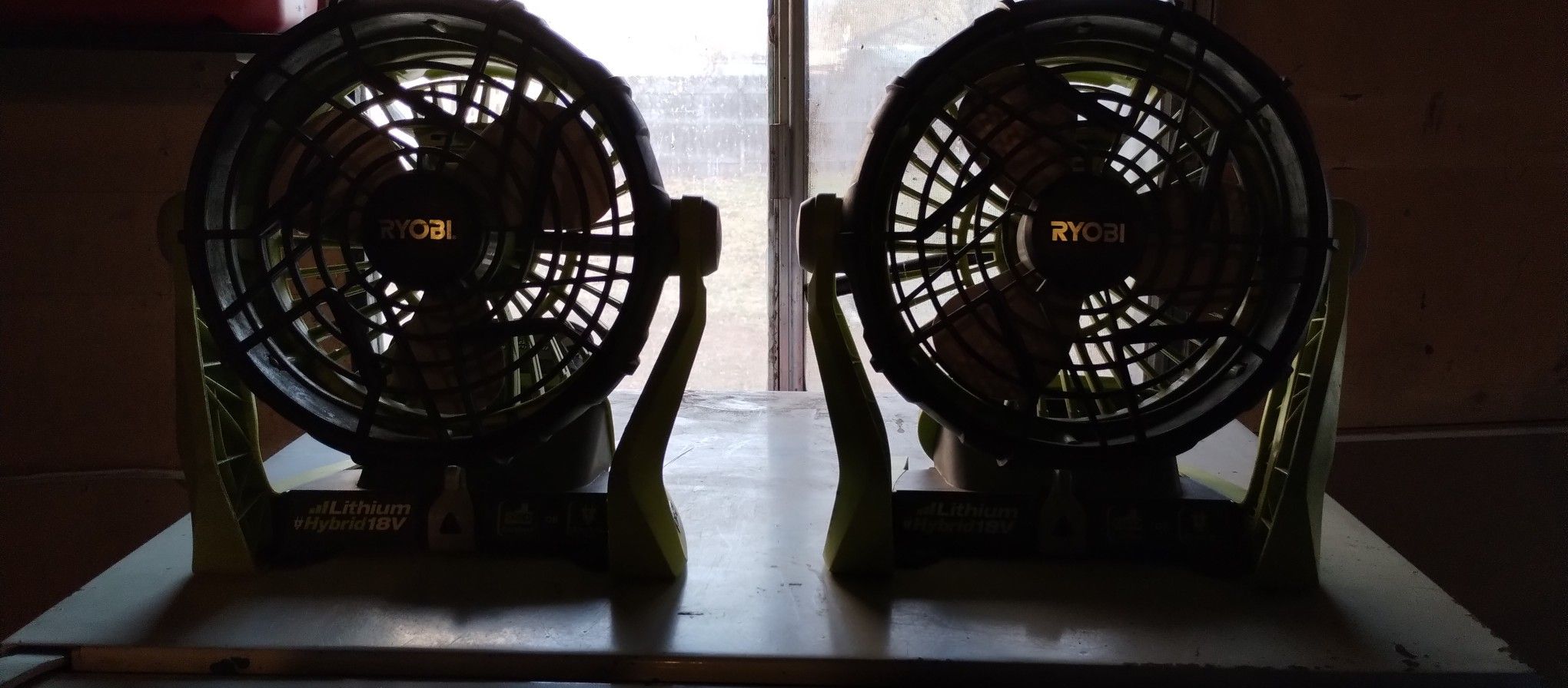 RYOBI CORDED AND BATTERY POWERED FANS