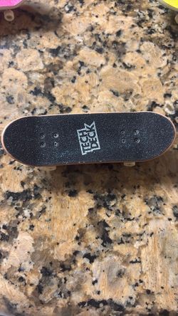 Tech Deck Fingerboard Skateboard