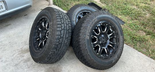 Wheels with tires 18s