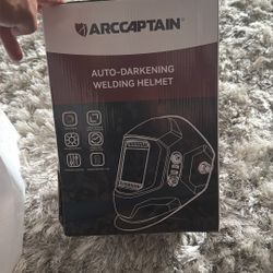 ARCCAPTAIN Auto-Darkening Welding Helmet. 