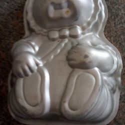 VINTAGE CABBAGE PATCH KIDS CAKE PAN... CHECK OUT MY PAGE FOR MORE ITEMS