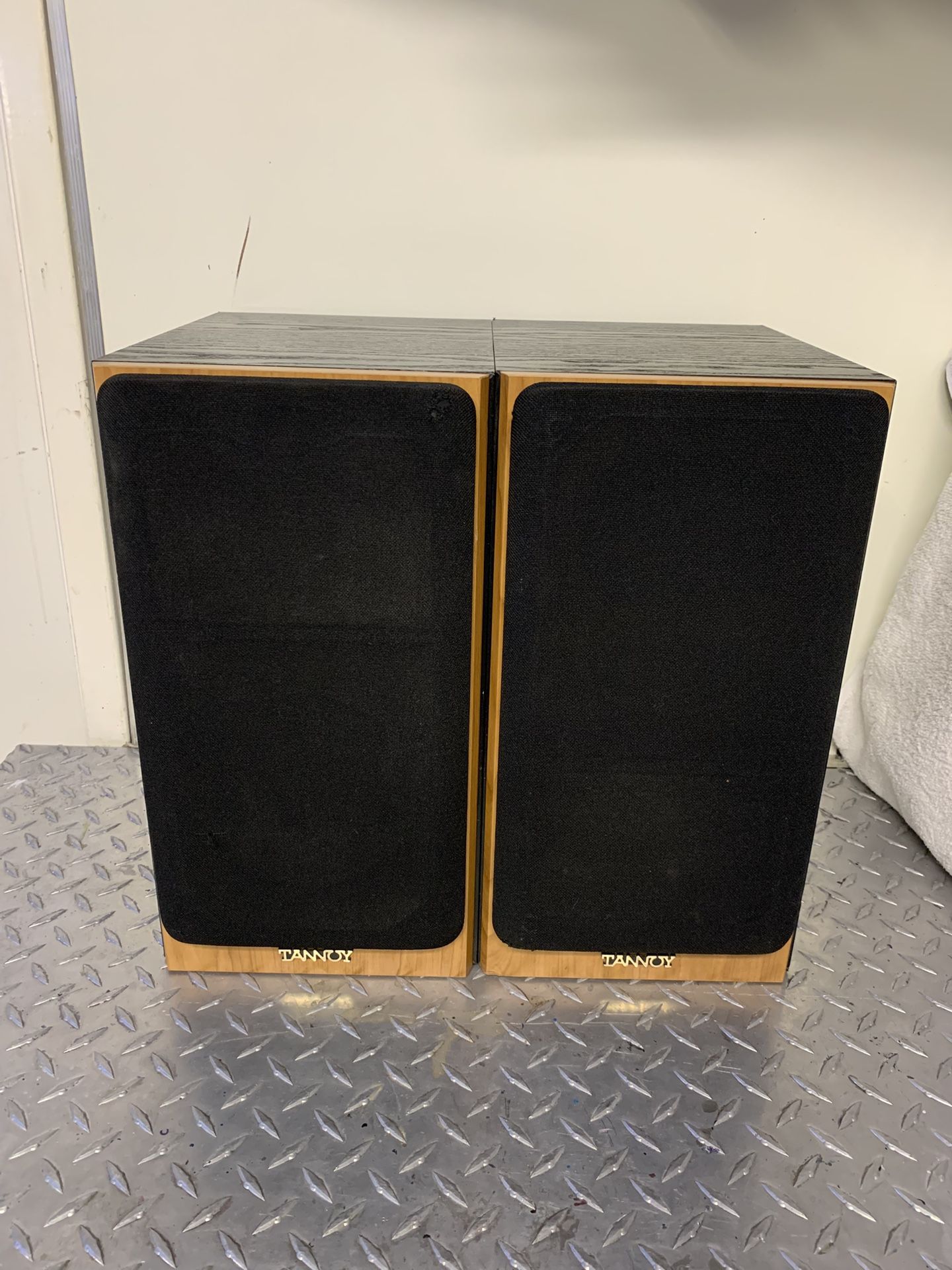 Tannoy Mercury M2 - Cherry Speakers