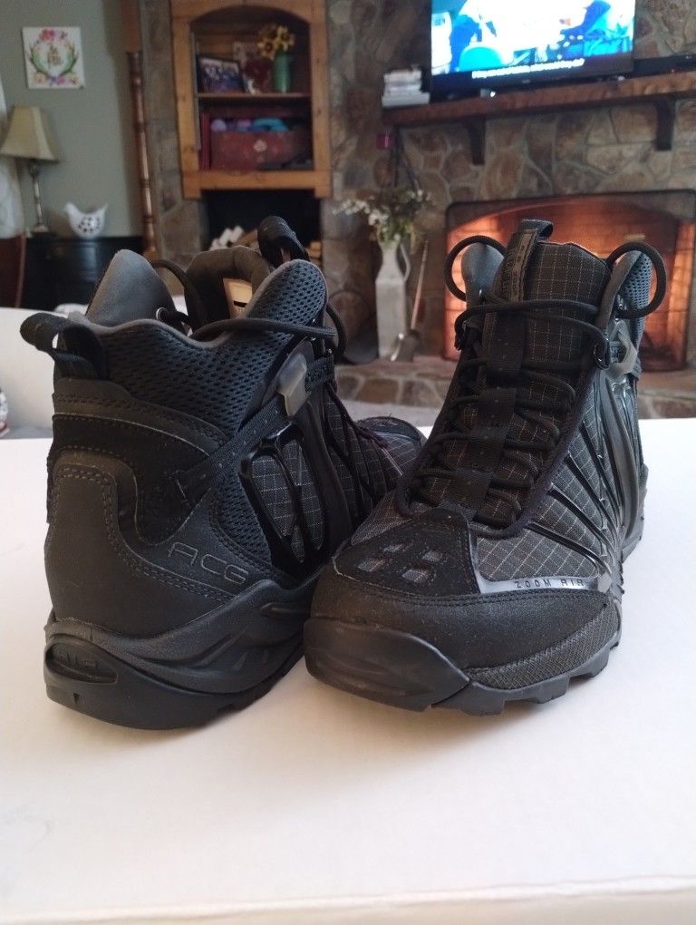 (Size-9) New Nike Air Zoom Tallac Lite ACG Hiking Boots Black 844018-003