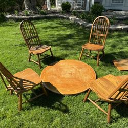 Kitchen Table, Chairs, And Leaves 