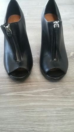Women shoes.