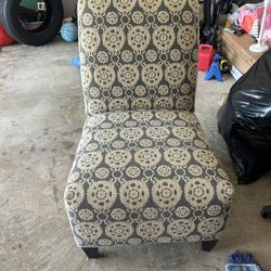 Chair /sofa 