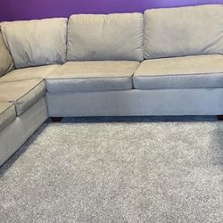 Sectional Sofa - Sleeper Queen Size Mattress