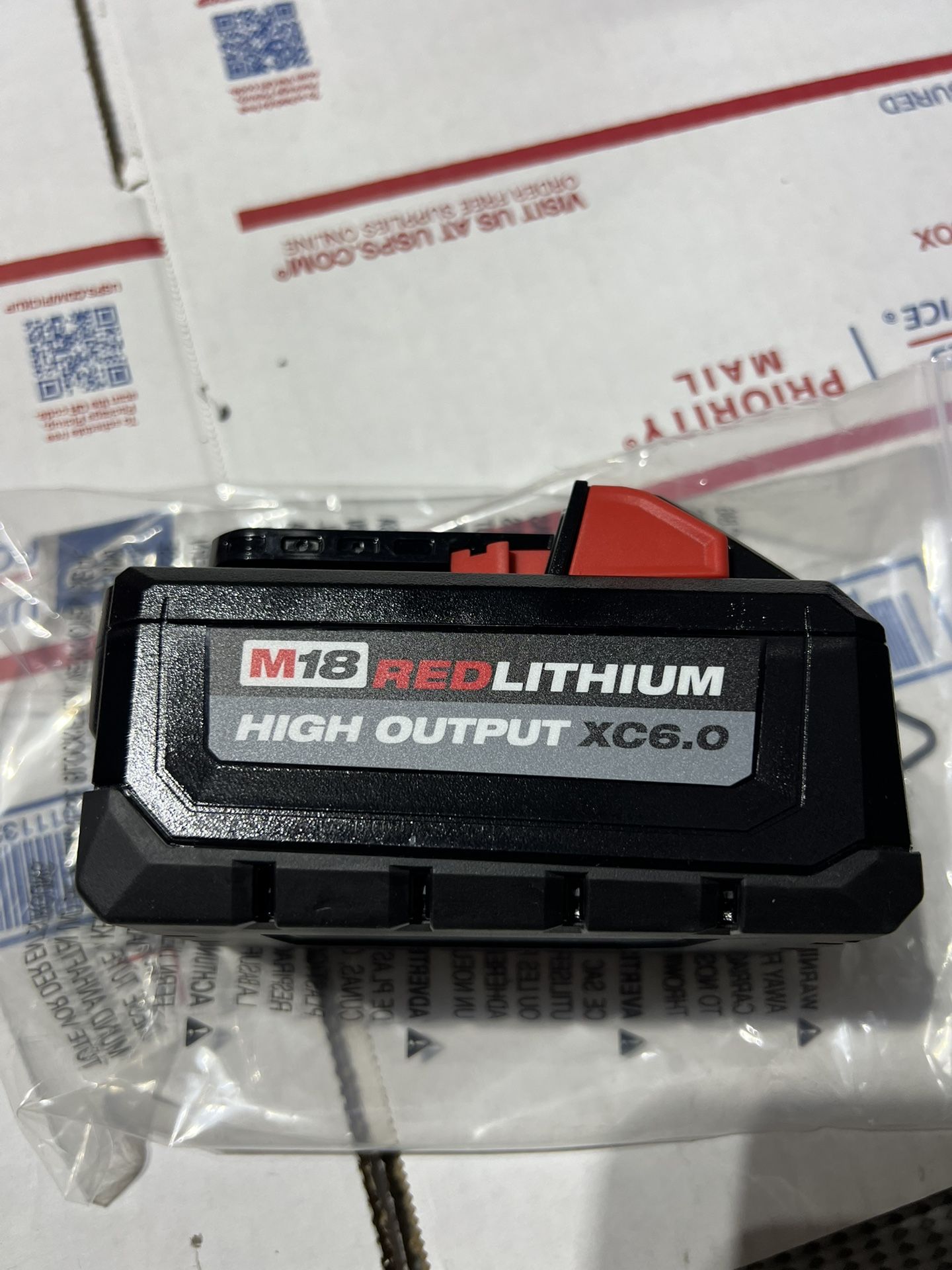 Milwaukee M18 18-Volt Lithium-lon High Output Battery Pack 6.0Ah