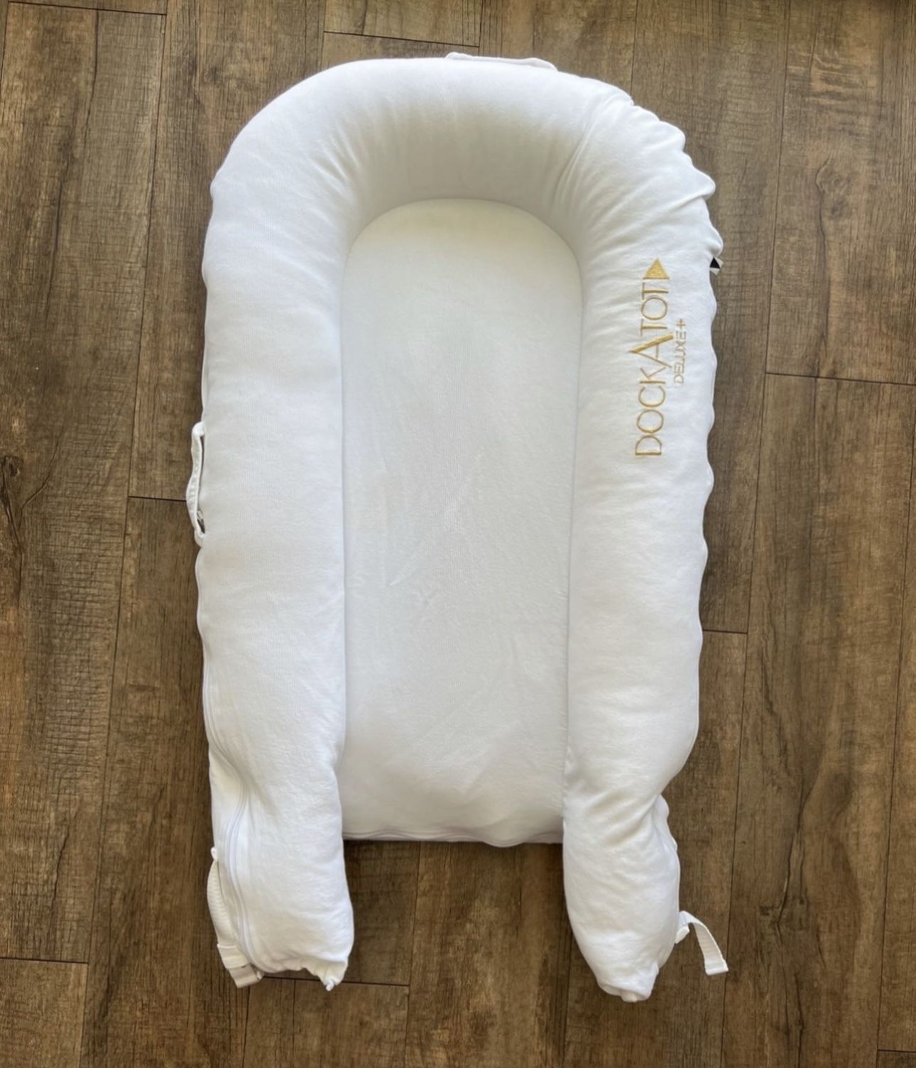 Dock A Tot With White And Pink Tie Dye Covers