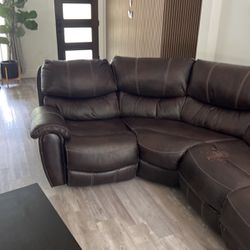 Sofa Set (Leather w/recliners)