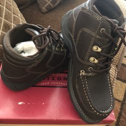 New The Original Arizona Brown boots 6 1/2  