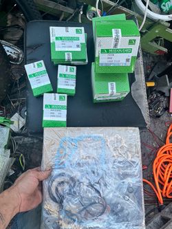 2006 Ford Mustang Engine Parts Brand New in box Never Used
