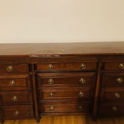 Cajonera de madera real → “Real wood dresser