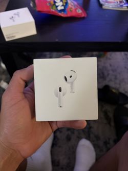 Apple AirPods 4 (ANC)