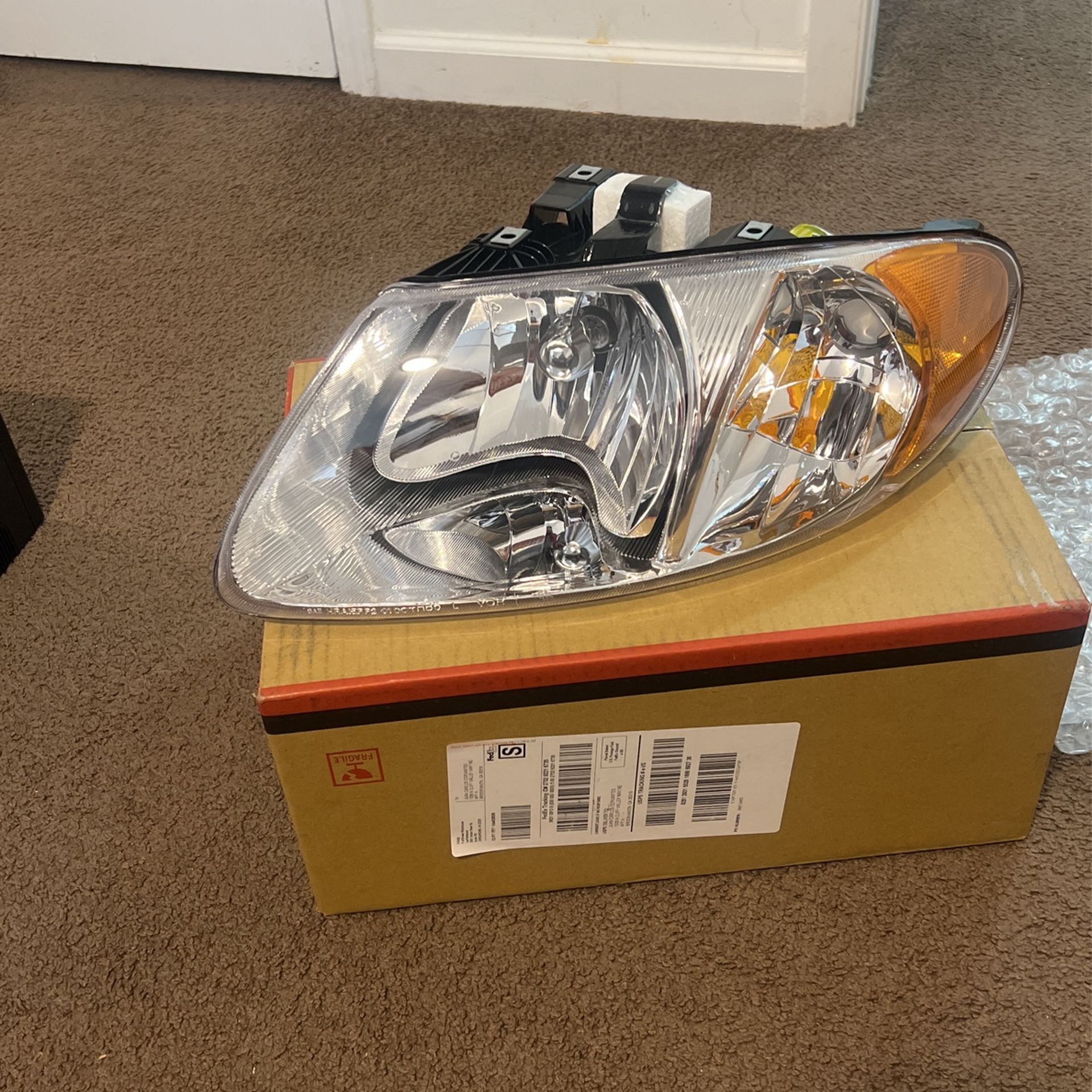 Dodge Grand Caravan light