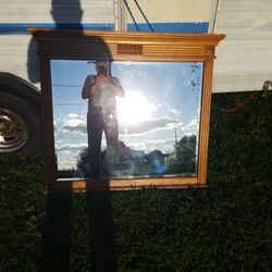 Dresser mirror