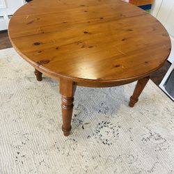 Dining Room Table 46" Round