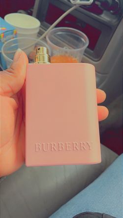 Burberry Her Parfum with Cherry