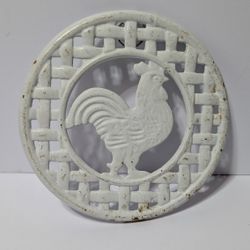 Vintage Cast Iron Rooster Trivet – White Farmhouse Wall or Kitchen Decor 8"

