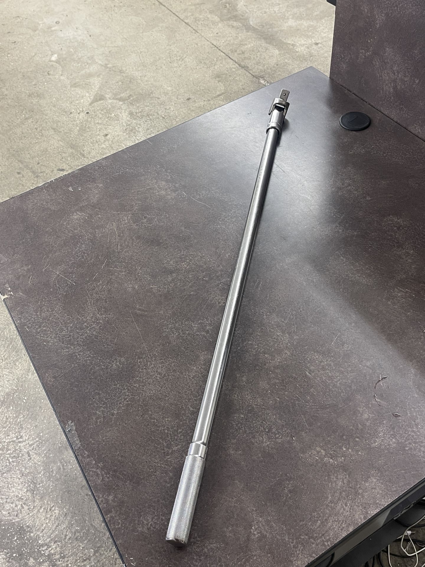 Snap-On 3/4" Drive 36" (L872RM) w/ 3/4" Drive 15/16" Breaker Bar Head (L8112A)