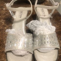 Girls shoes size 4 for 10-14 years old brand new