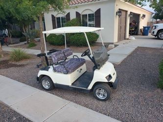 2001 Yamaha golf cart gas 4-stroke street legal with horn signals 