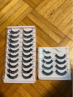 eyelashes
