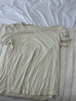 V neck stretchy tee