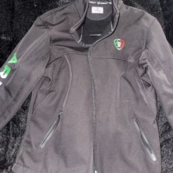 black brand new ariat zip up jacket define 