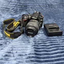 Nikon D3200 