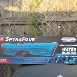 SpyraFour Electric Water Blaster by Spyra (Set of 3) | Used Once | Still Under Warranty
