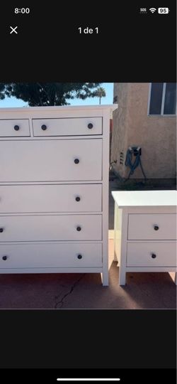 Two dresser