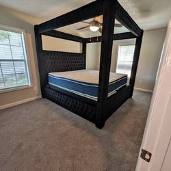 💥 Brand New Black Canopy King & Queen Size Platform Bed Frame With BT Speakers & Charging Ports - Mattress | Pay After Delivery 🚚