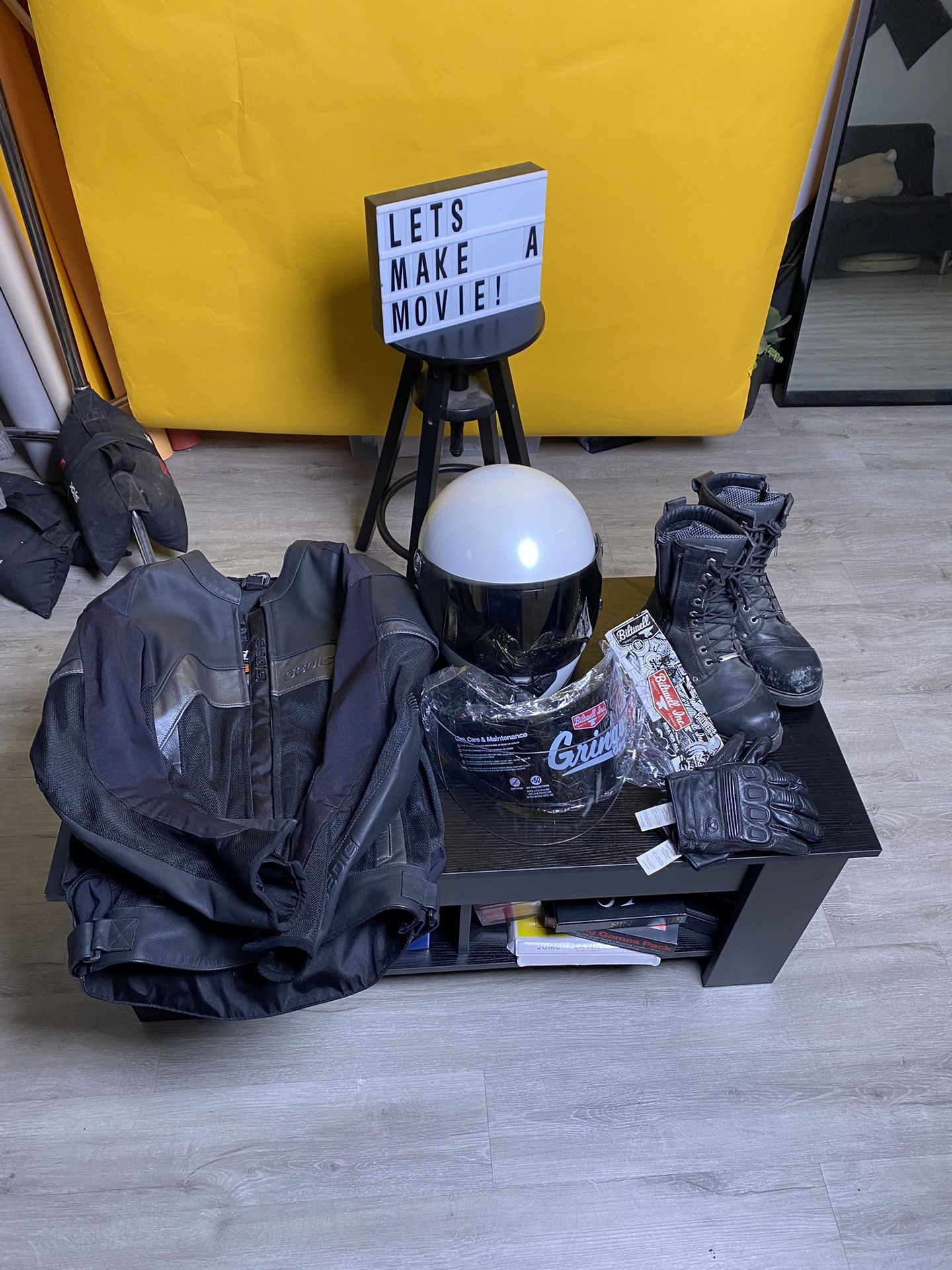 FULL MOTORCYCLE GEAR SET - GREAT FOR BEGINNERS!