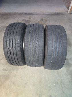 Road hugger  225/50/17