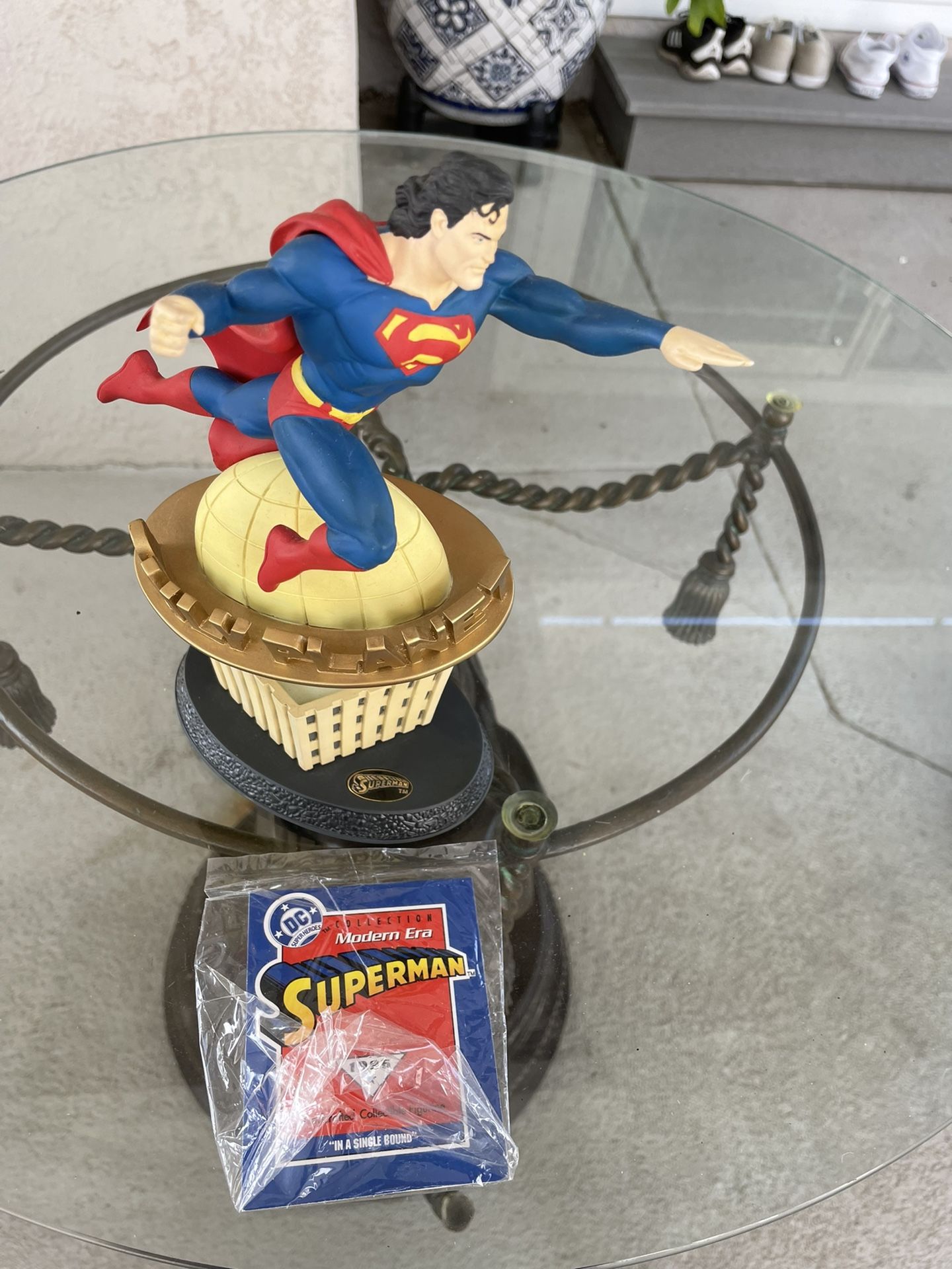 Supermán Statue Daily Planet 🌍  Hallmark DC Super Heroes Figure 1996 