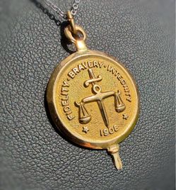Jewelry 10k Solid Yellow Gold FBI 10 Years Loyalty Service 1988 Pendant charm