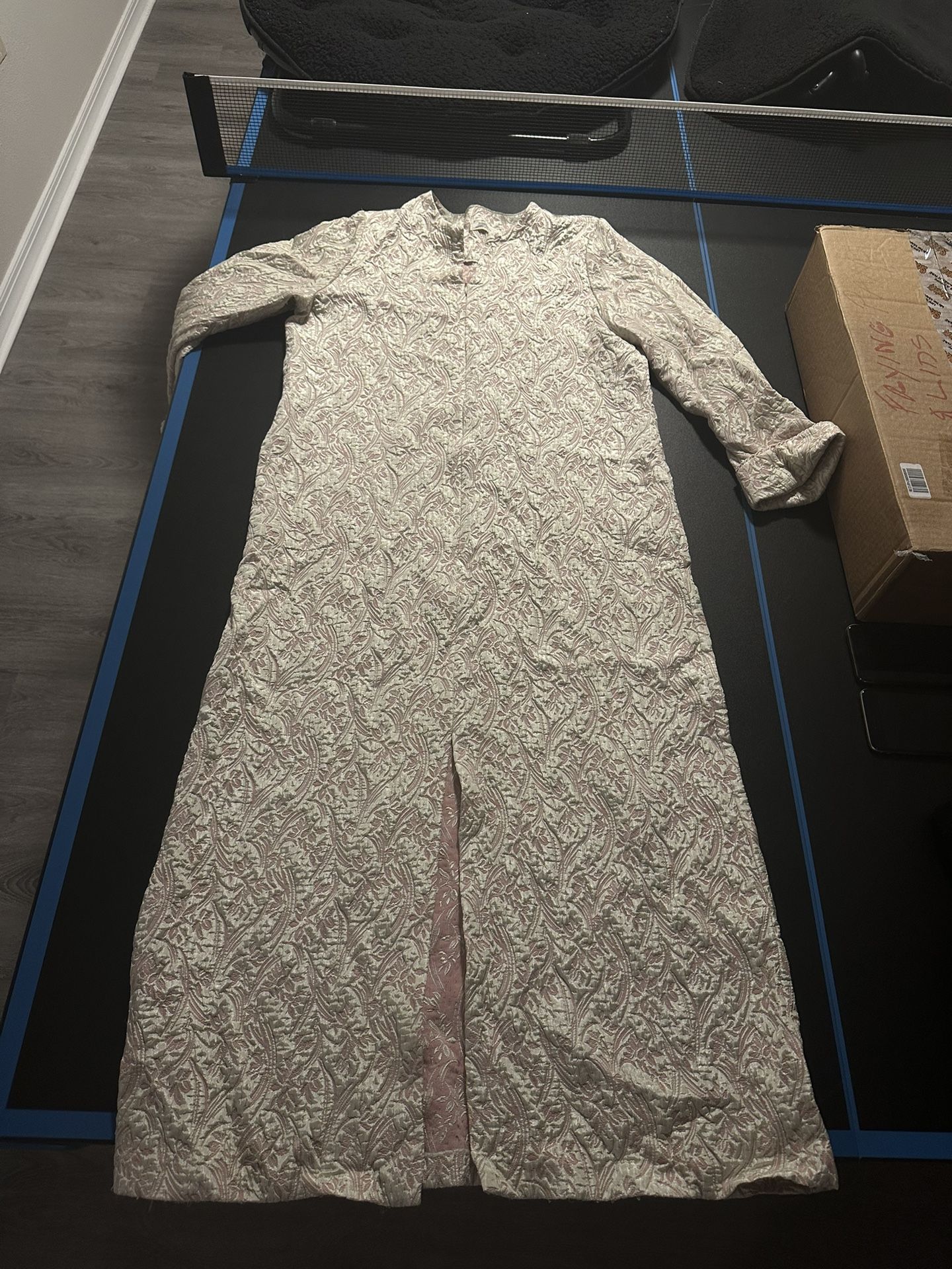 Neiman Marcus Robe