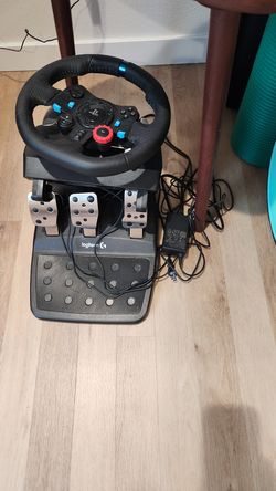 Ps5 with logitech steering wheel NEED GONE