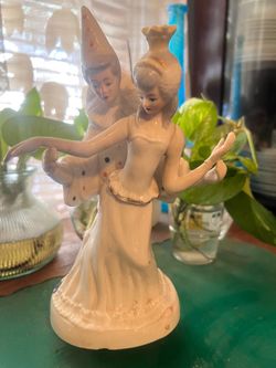 Vintage Ceramic Musical Dancing Figurine Duo